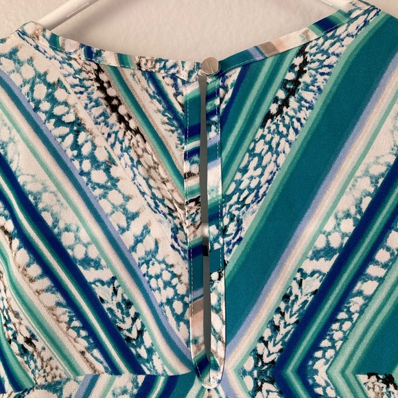 Mossimo Tank Top Womens Size XS Blue Green V-Neck Sleeveless Shirt - Picture 5 of 6